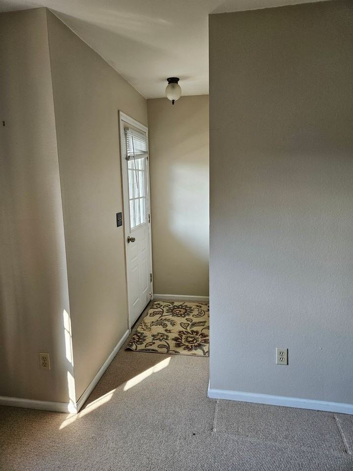 1717 W Drake Rd #4B - Photo 7 of 16