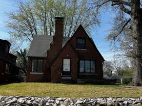 751 S Saint James Blvd - Photo 1 of 1