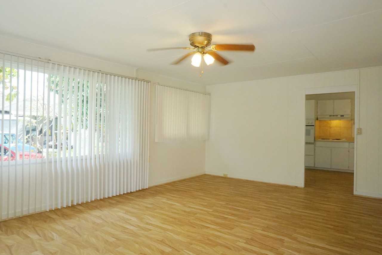 1214 Hele St - Photo 3 of 12