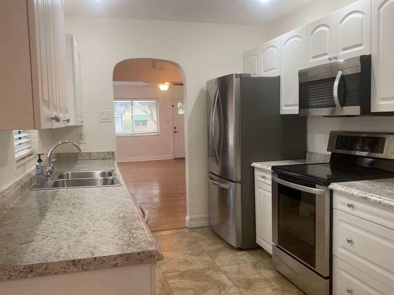 1444 15th St N - Photo 6 of 14