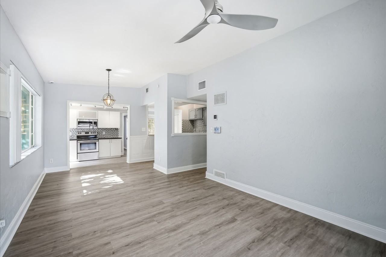 4933 13th Ave S - Photo 6 of 26