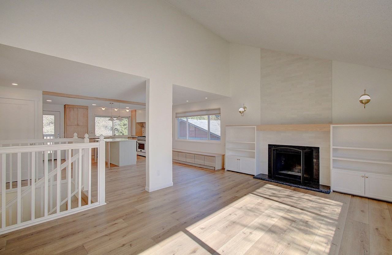 6510 Nw Bernie Dr - Photo 4 of 36