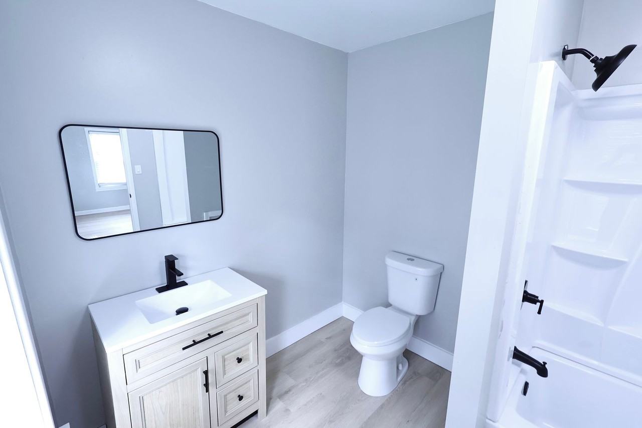 991 Diana Ave - Photo 7 of 14