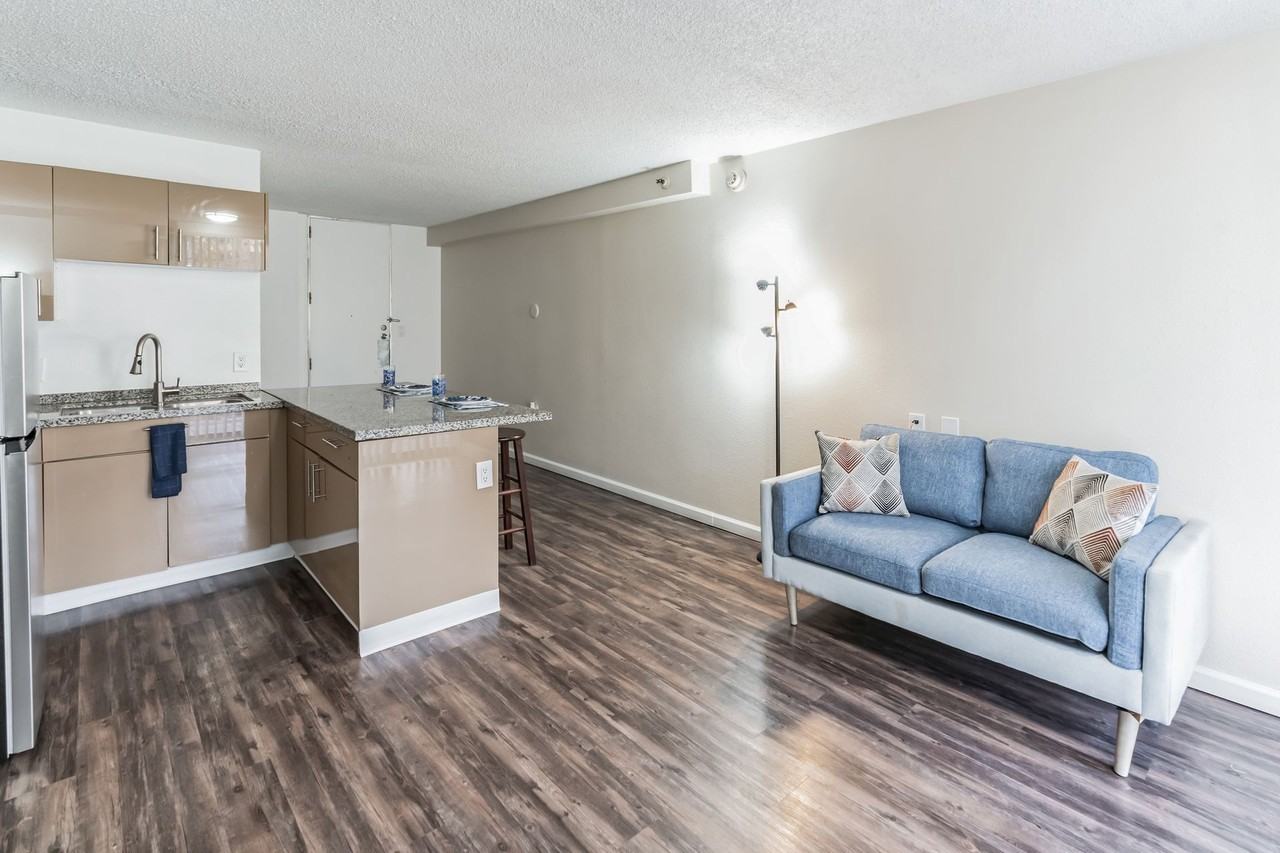 ABQ Encore - Photo 4 of 50