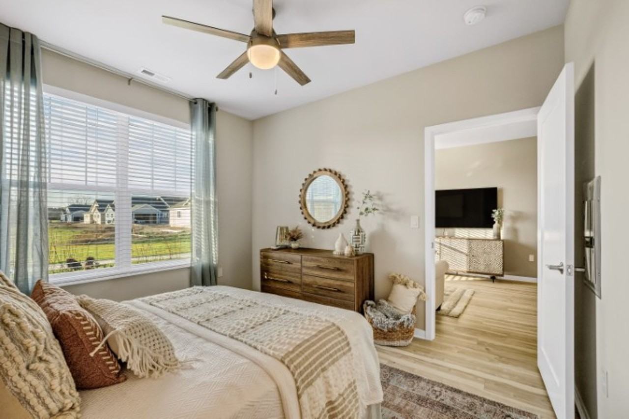 The Oaks of Canopy Hill - Photo 2 of 19