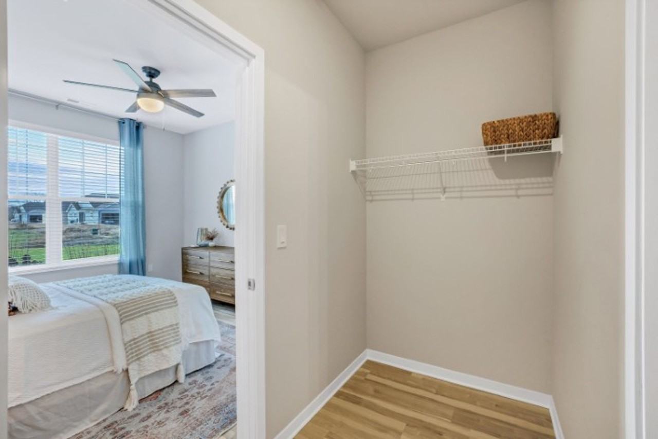 The Oaks of Canopy Hill - Photo 4 of 19