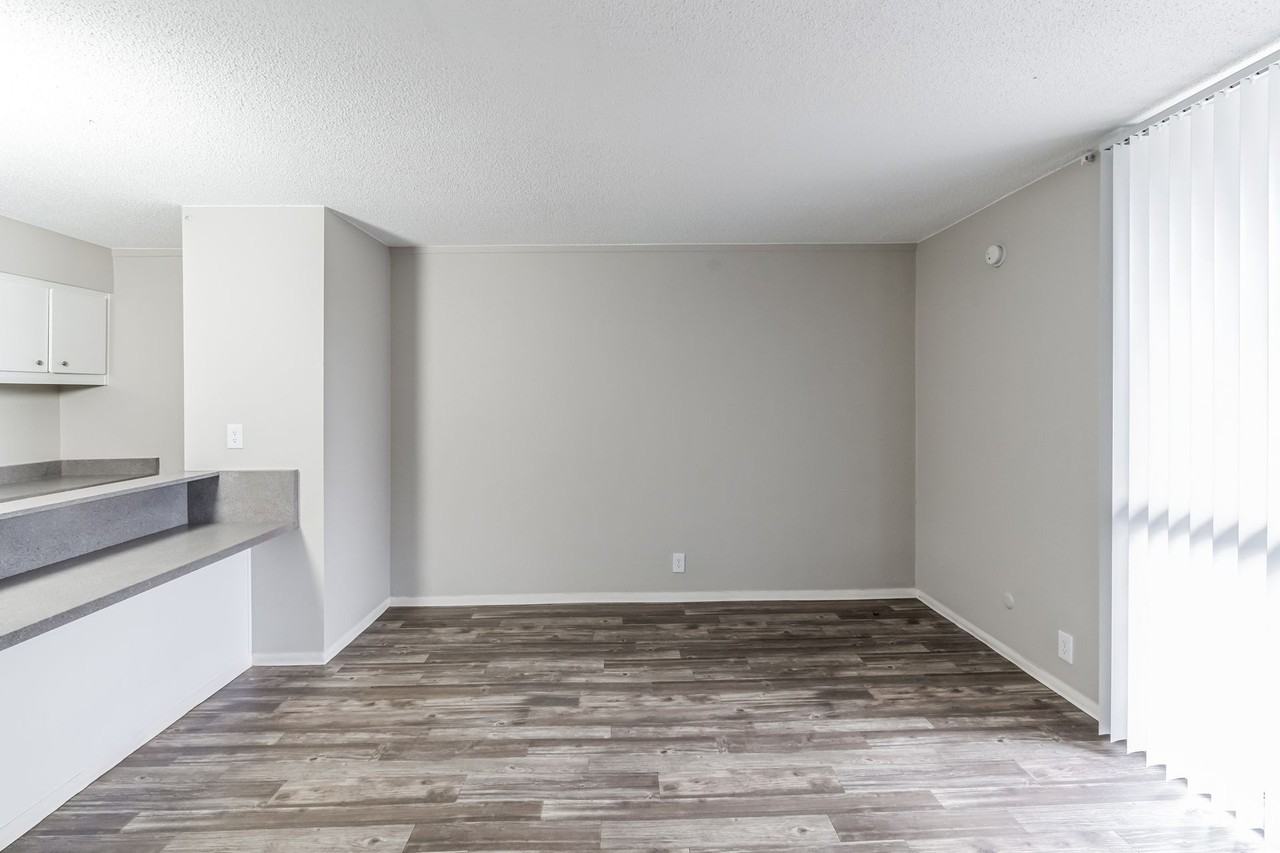 ABQ Uptown Horizons - Photo 3 of 50