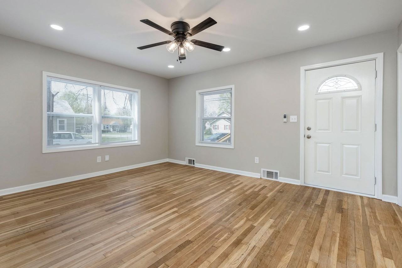 2220 Auburn Dr - Photo 4 of 38