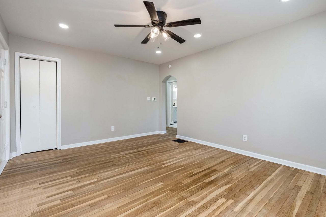 2220 Auburn Dr - Photo 5 of 38