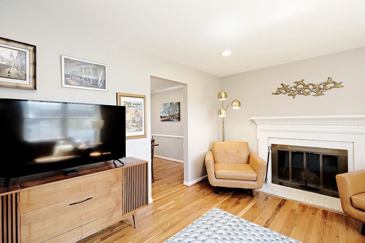 1620 Poes Ln - Photo 3 of 28