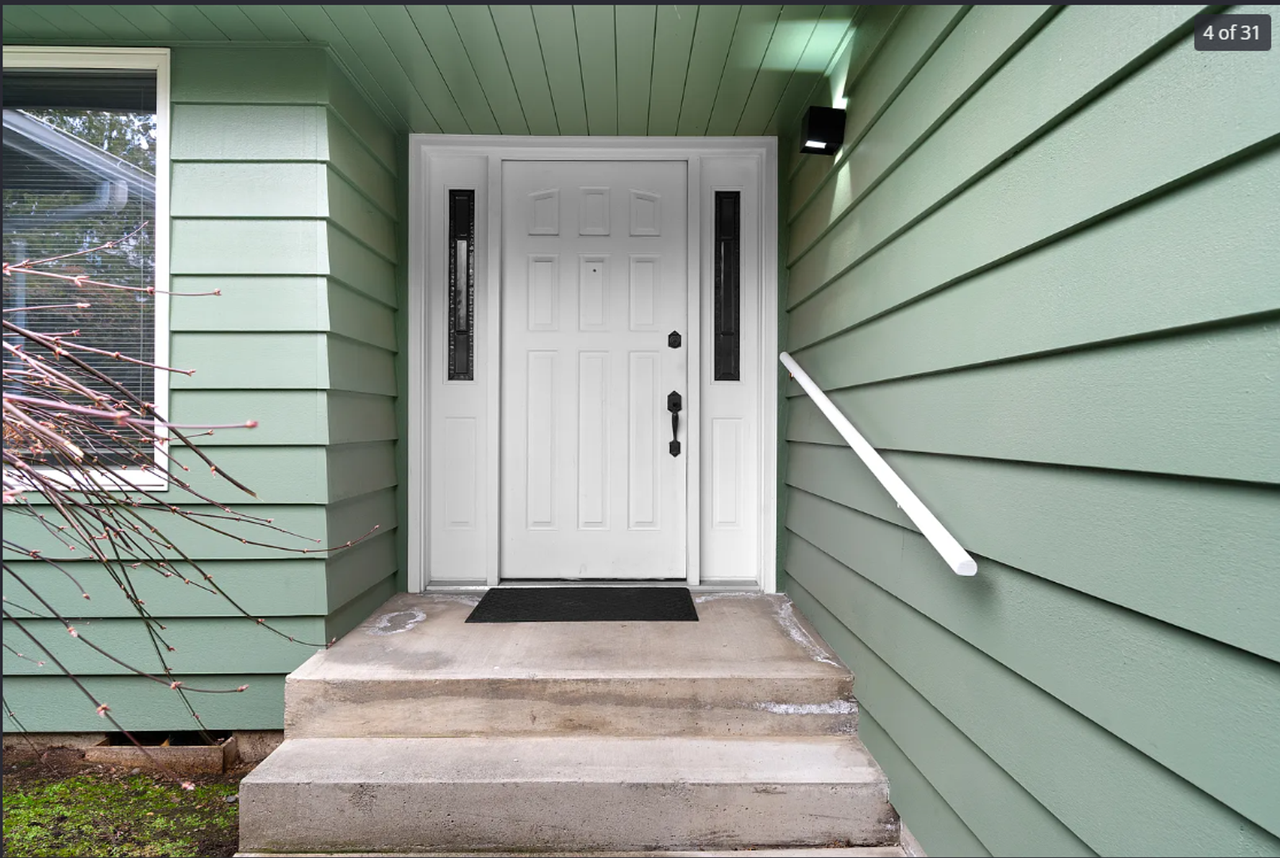 12353 Rainier Dr - Photo 4 of 25