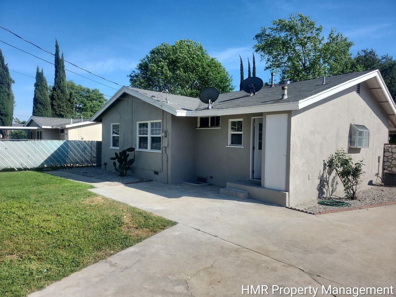 8760 Church St - Photo 3 of 28