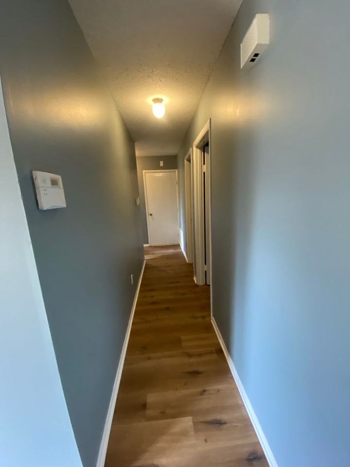 8504 S 32nd Ter - Photo 5 of 11