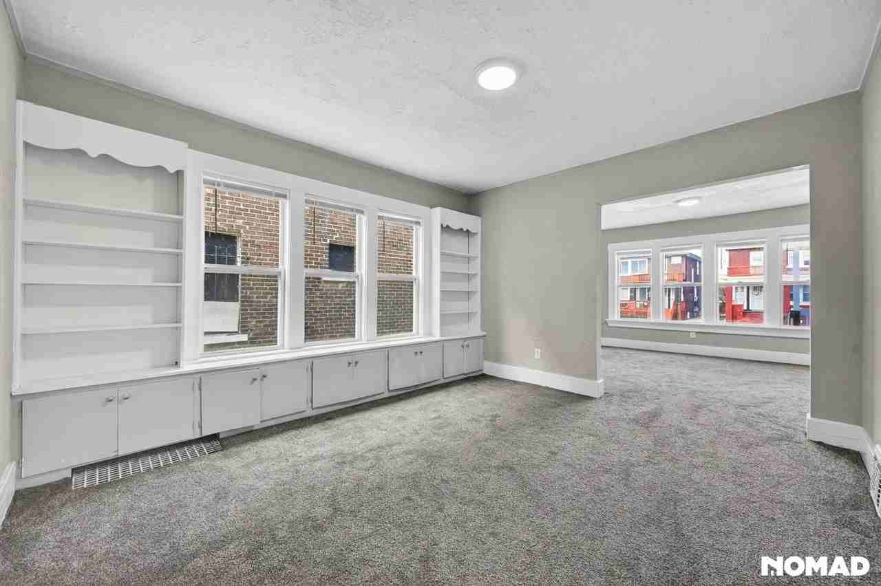 3034 Gray St - Photo 5 of 36