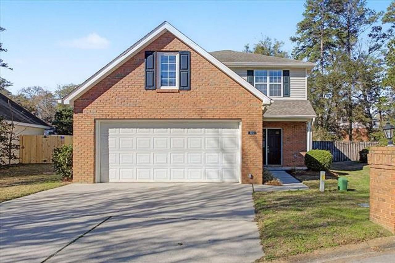 3212 Castle Ct - Photo 2 of 31