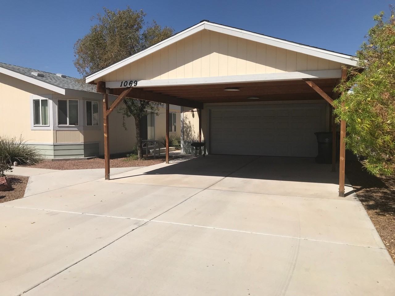 1069 Baseline Rd - Photo 2 of 16