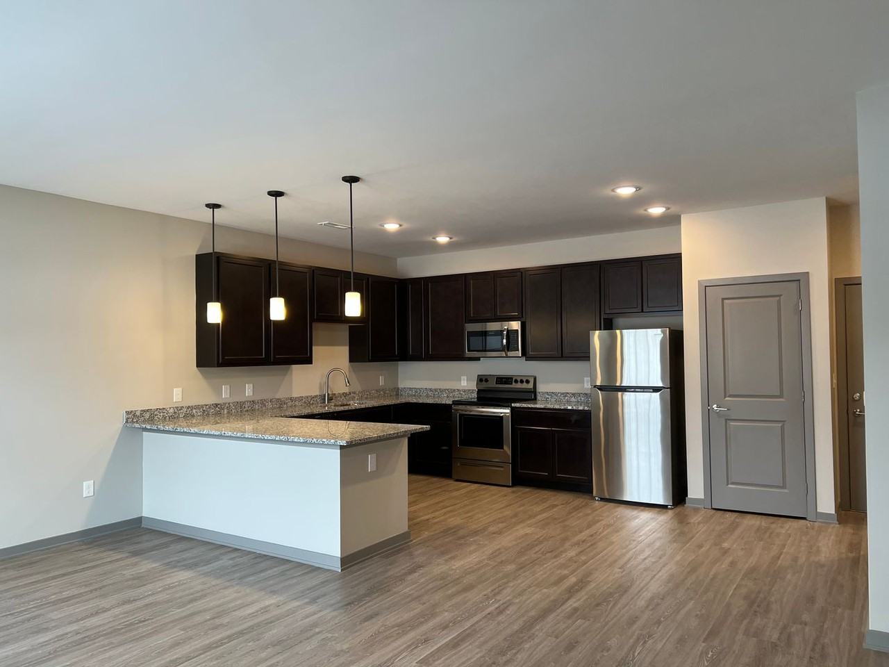 511 No. Broadway - LEB - Photo 2 of 16