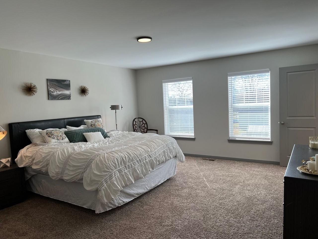 511 No. Broadway - LEB - Photo 6 of 16