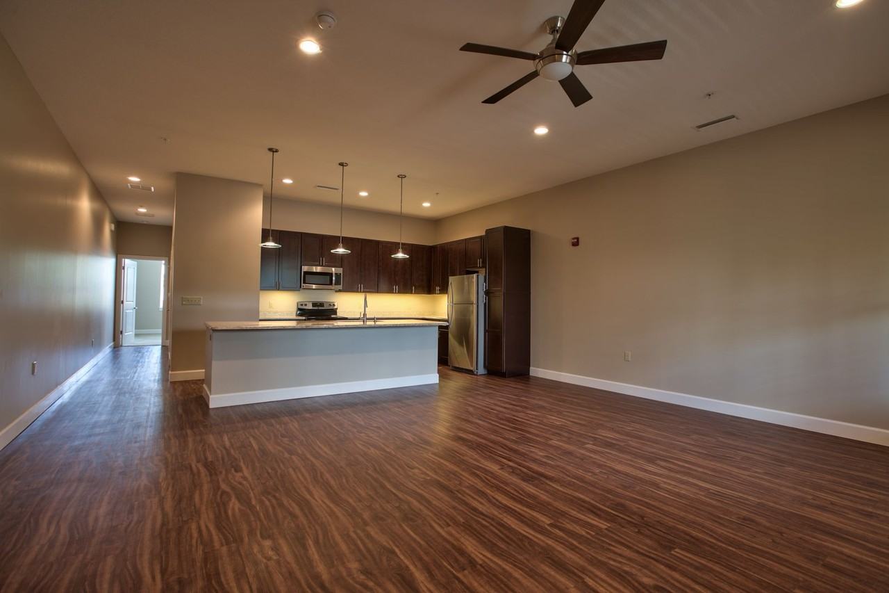 University Flats - Photo 4 of 25