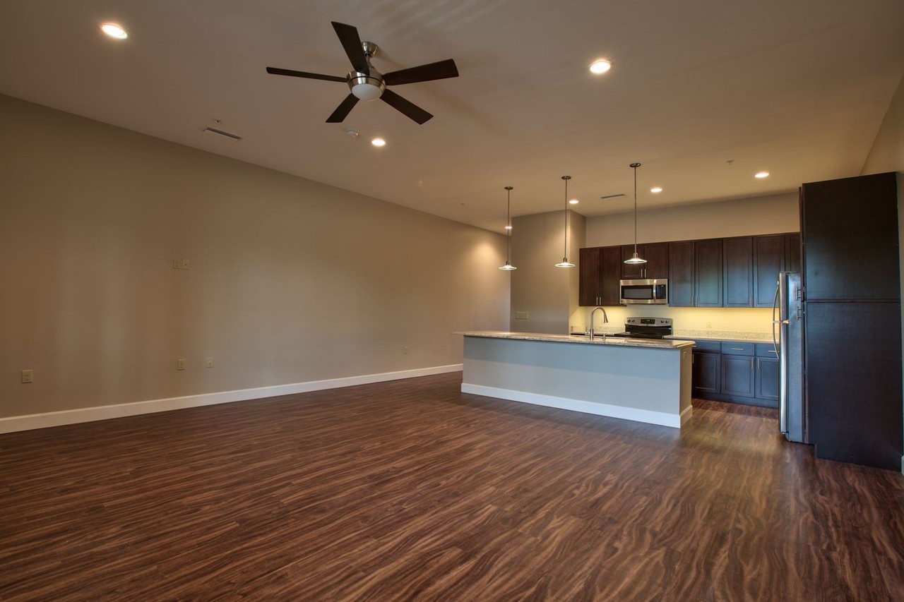 University Flats - Photo 7 of 25