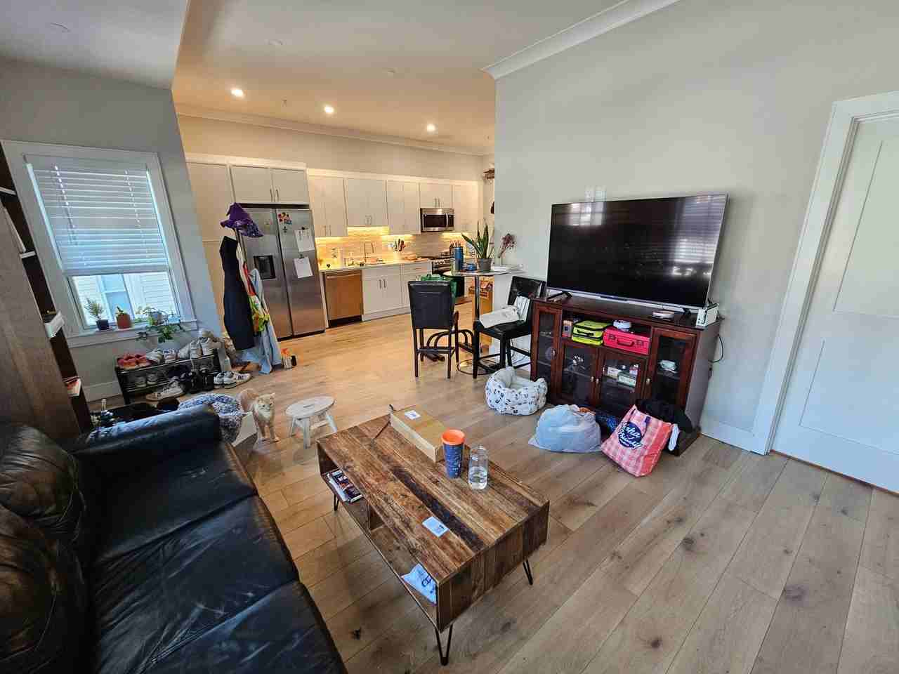 9B Everett St - Photo 3 of 9