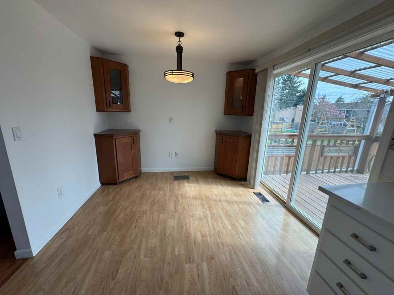 11909 Se 210th Pl - Photo 7 of 24