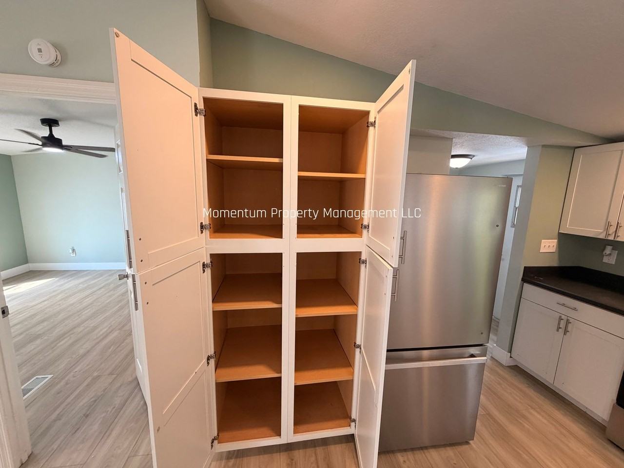 20071 Ruth St - Photo 6 of 21