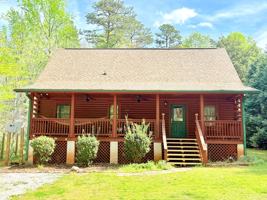 featured image of 413 Skyview Dr