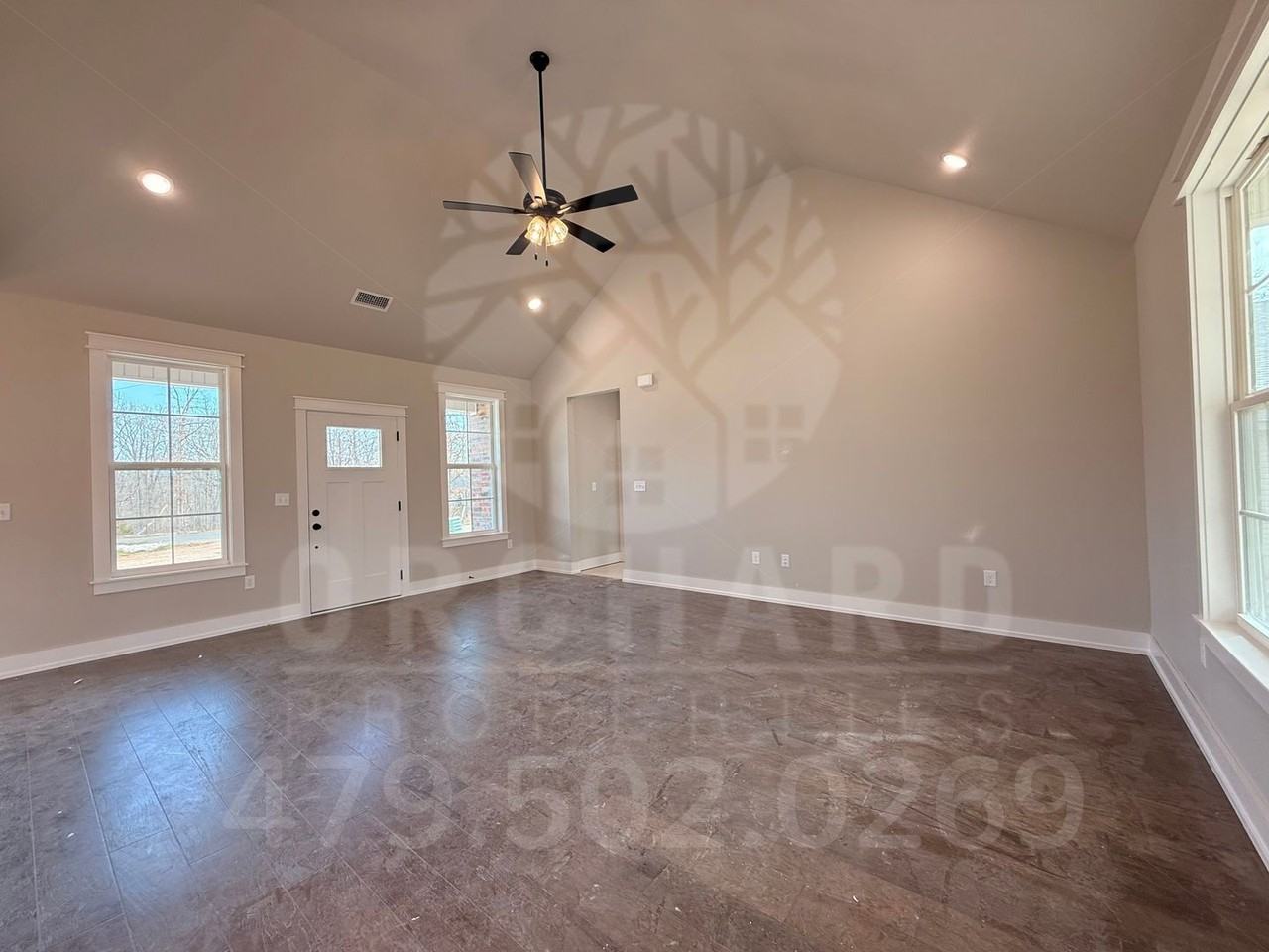 83 Argyll Dr - Photo 6 of 21