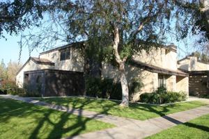 featured image of 5500 Lennox Ave #10