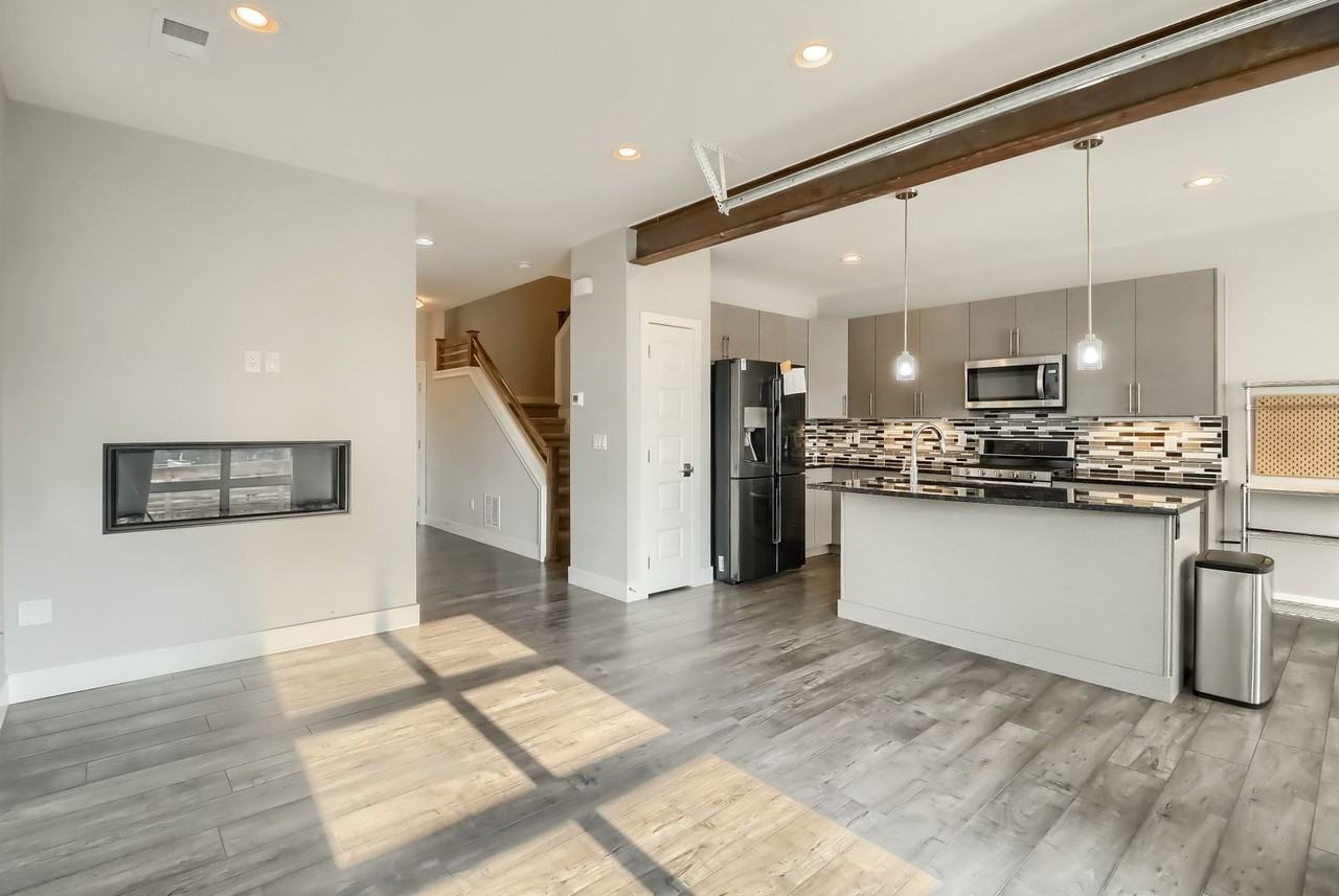 12243 W Alameda Dr - Photo 7 of 29