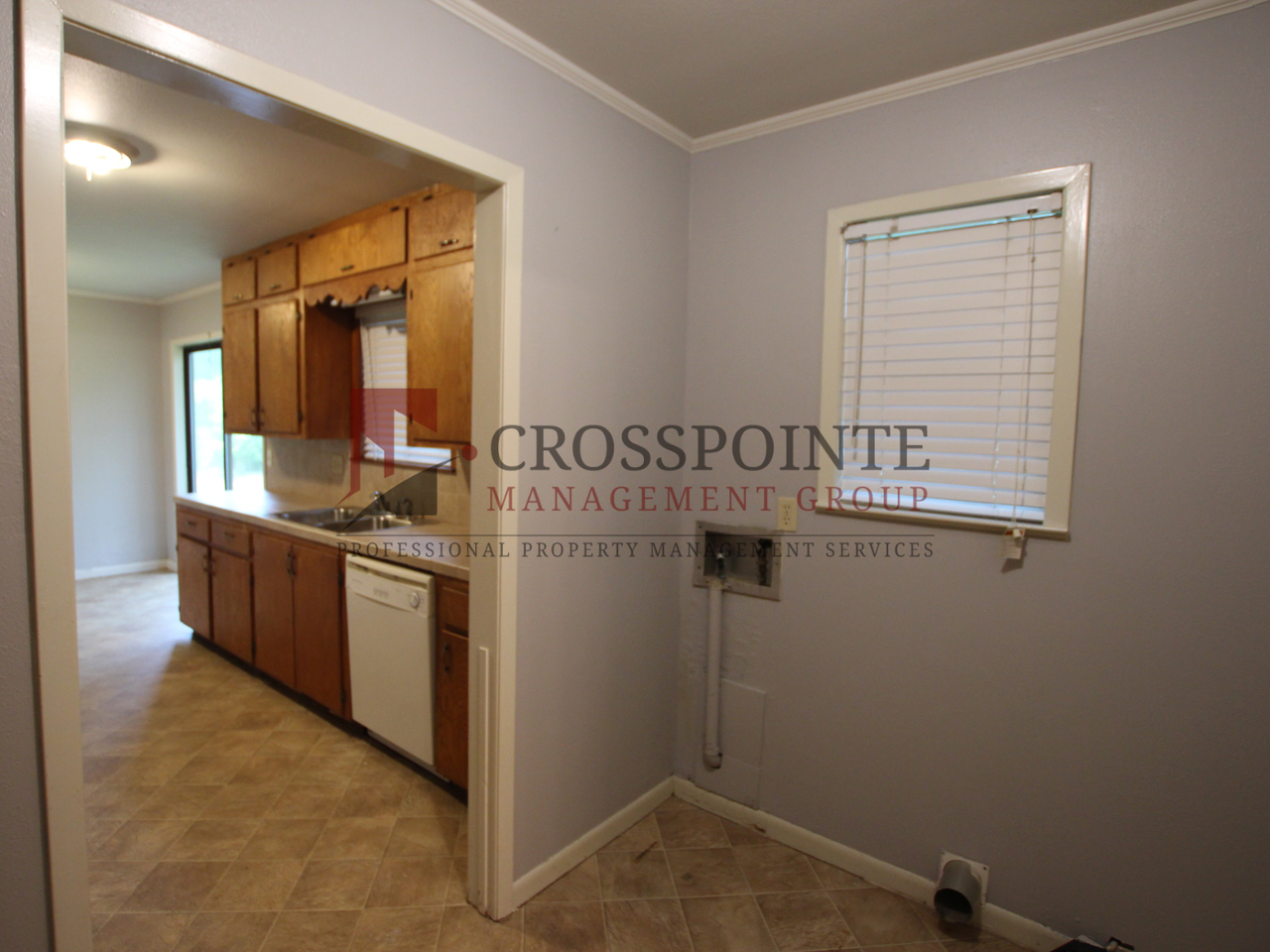 10704 County Road 141 - Photo 7 of 17