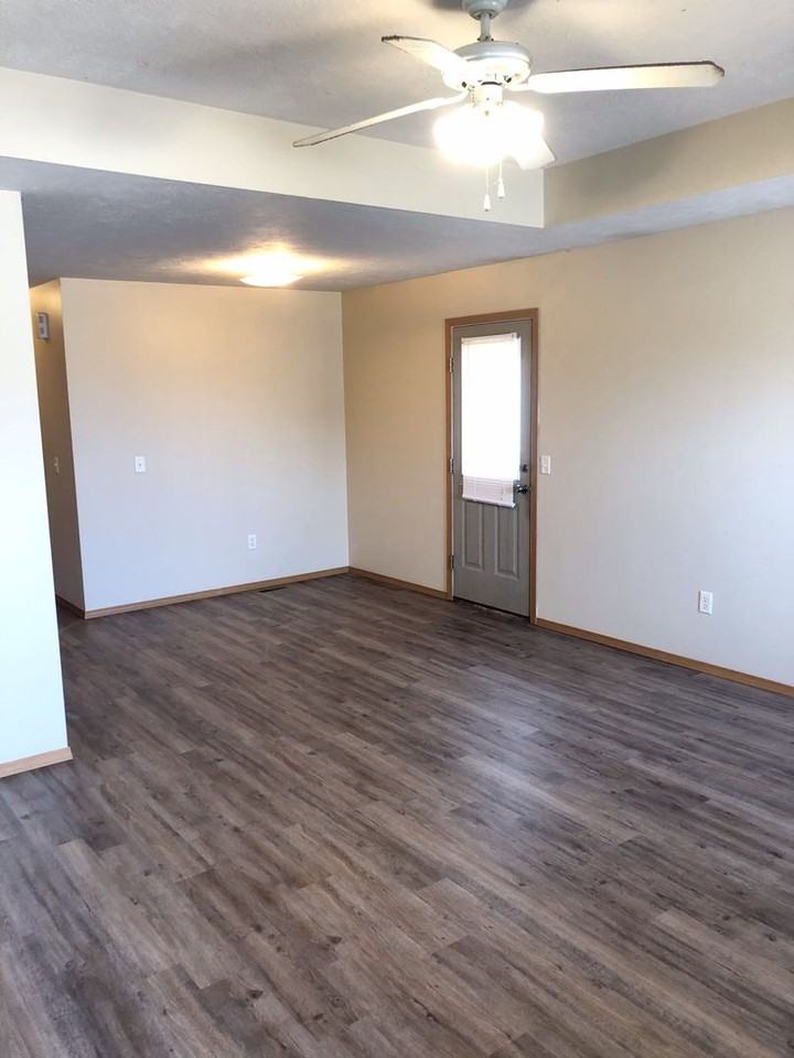 409B N Comanche - Photo 2 of 16