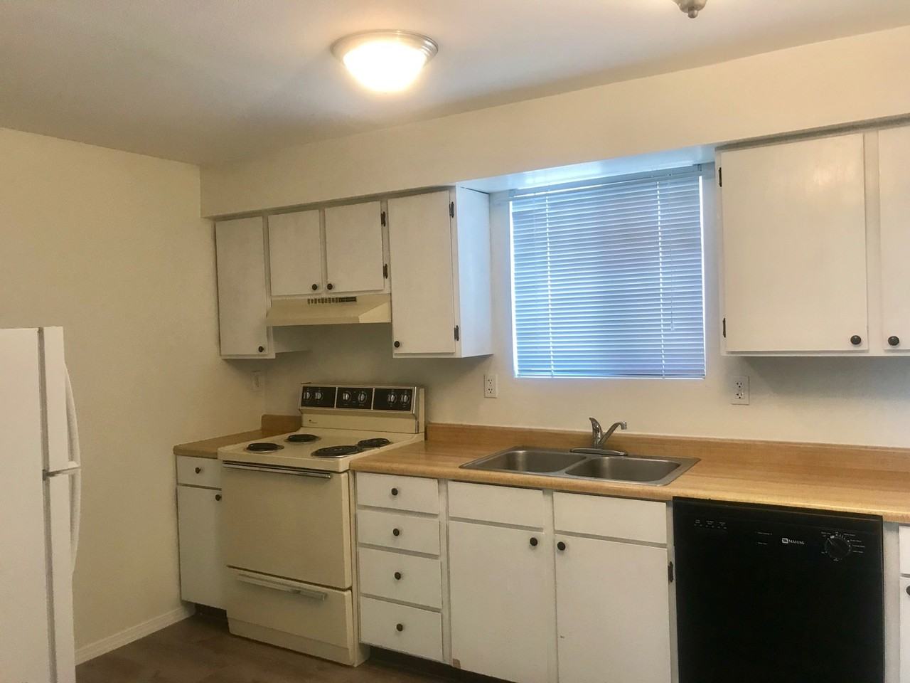 1225 Prescott St - Photo 2 of 15