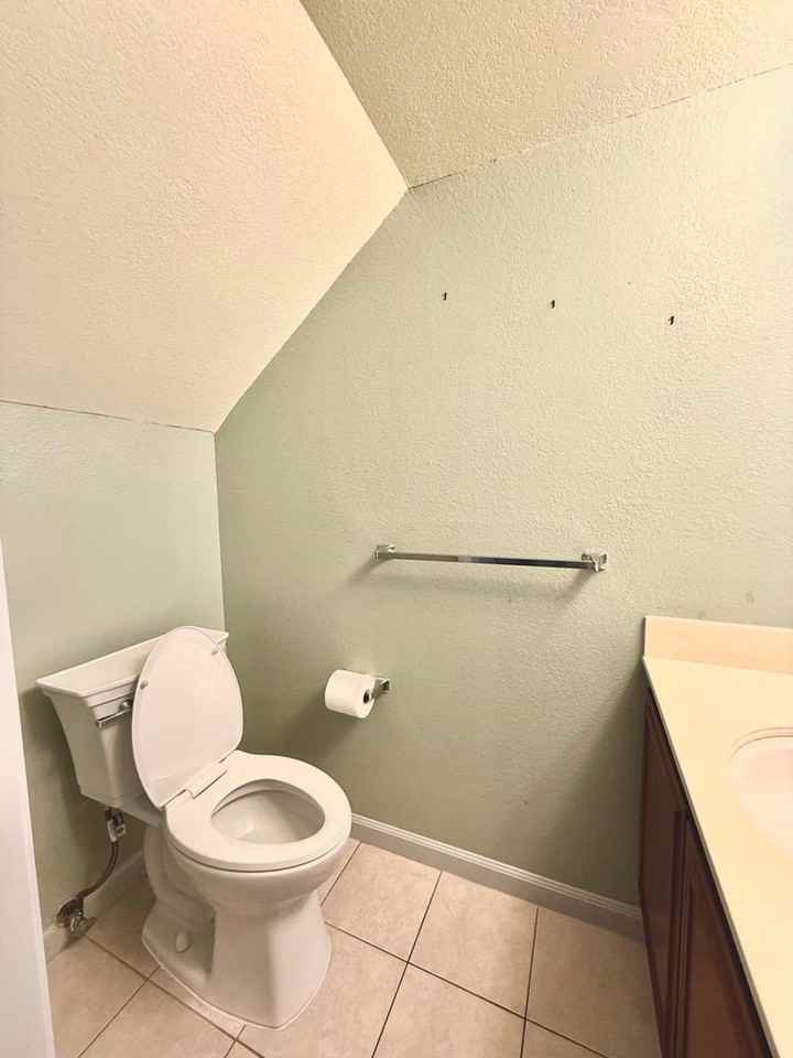 34912 Oyster Bay Ter - Photo 7 of 19