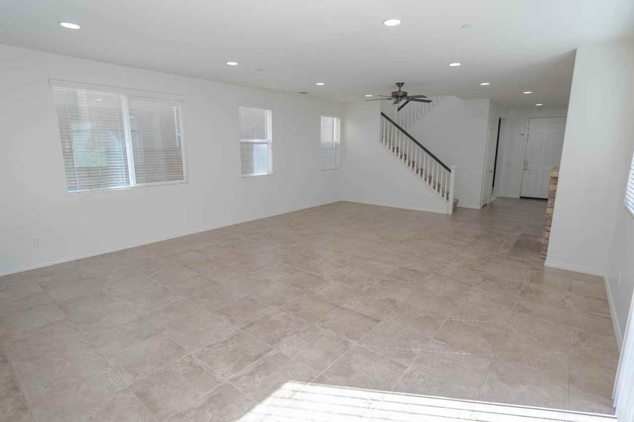 28341 Vista Del Rio Dr - Photo 2 of 23