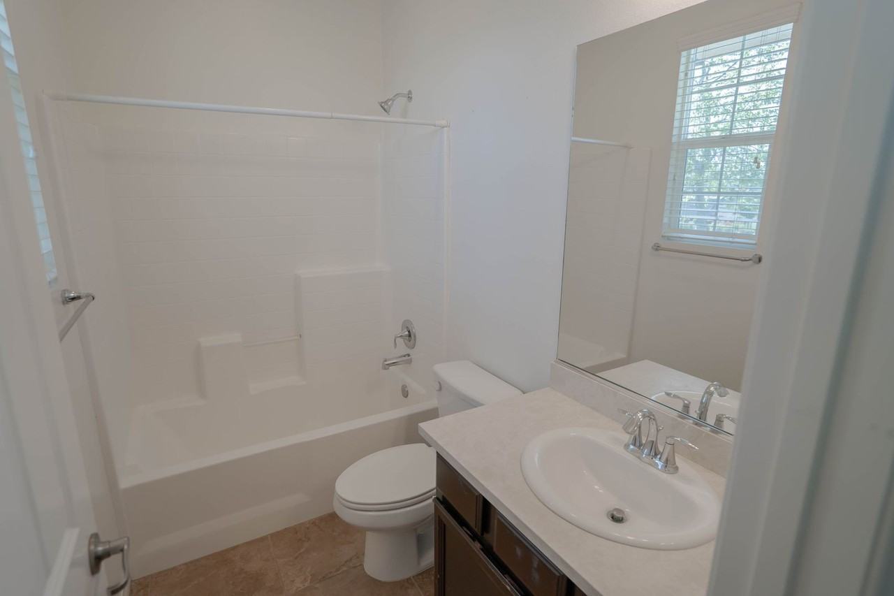 28341 Vista Del Rio Dr - Photo 7 of 23