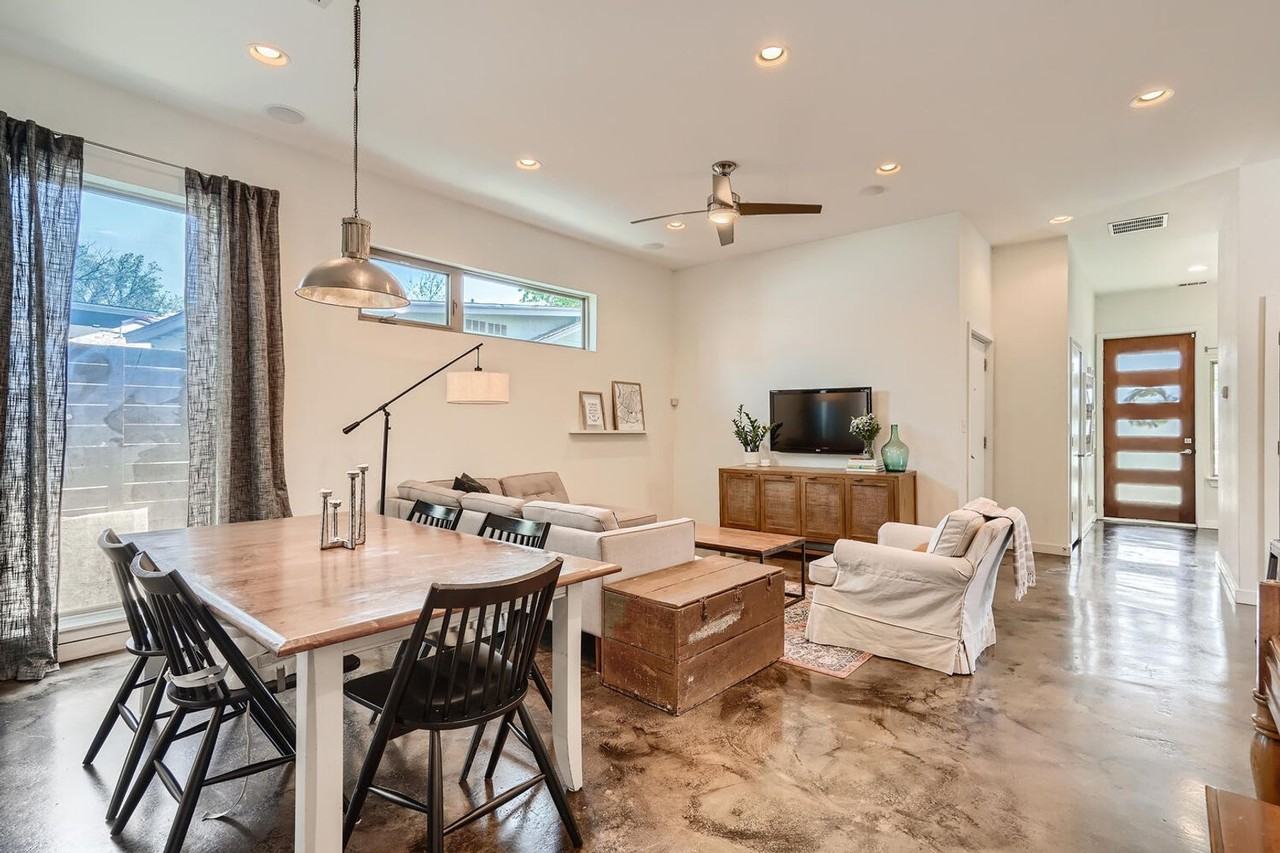 2308 Santa Rosa St - Photo 7 of 25