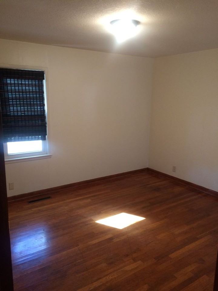 2003 Stratford Rd - Photo 7 of 8