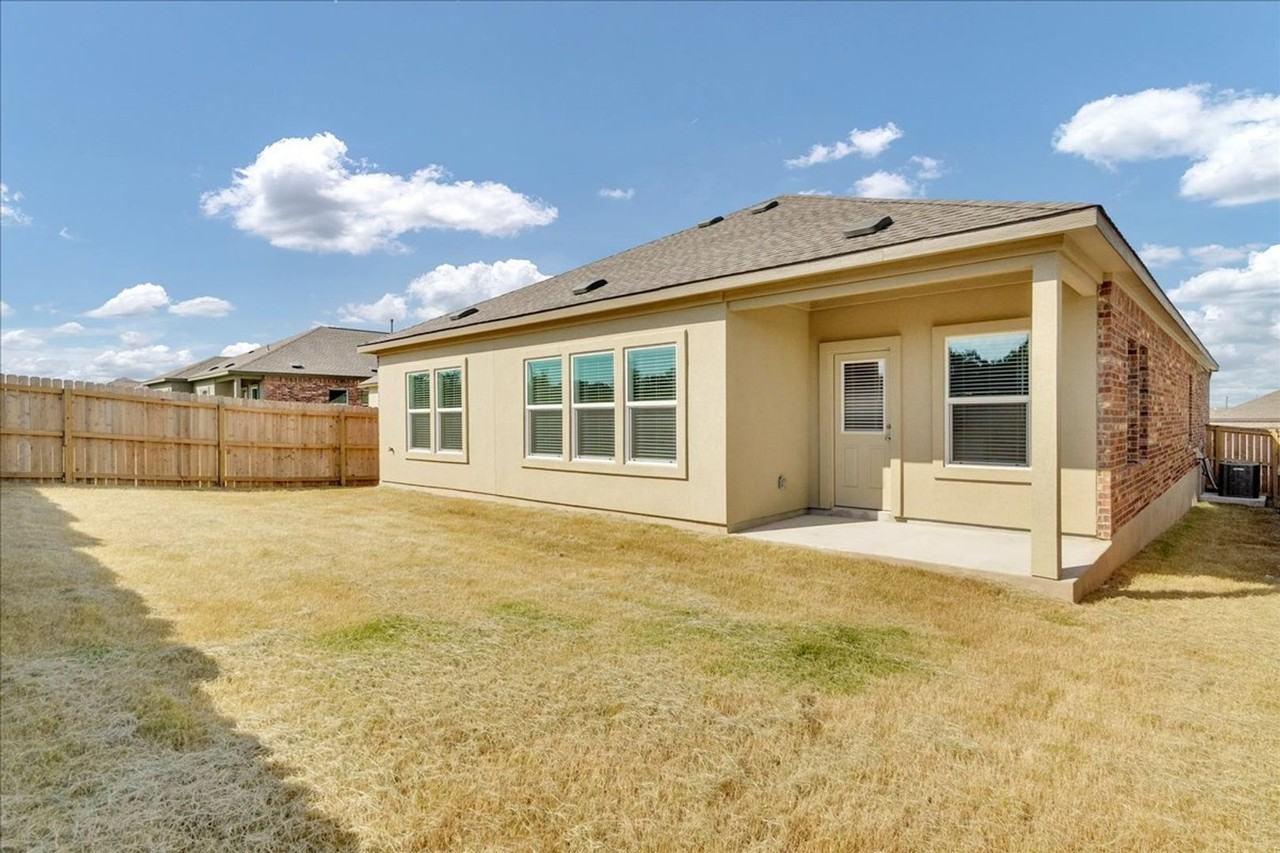 816 Mallow Rd - Photo 6 of 23