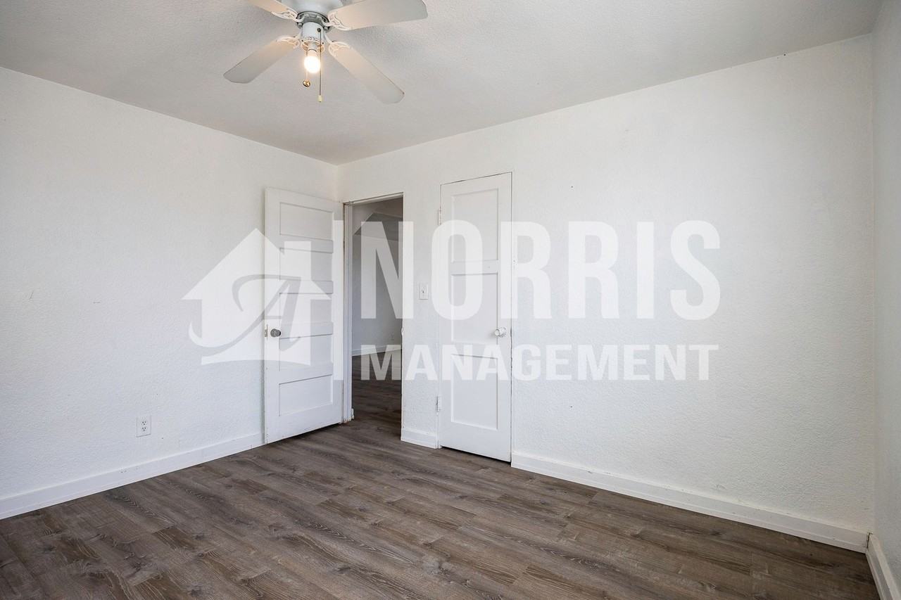 515 E 4th St - Photo 7 of 16