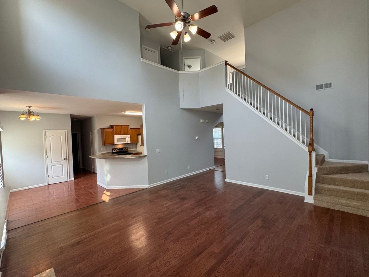 6902 Grand Hickory Dr - Photo 2 of 27