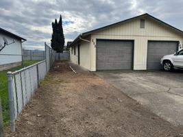 featured image of 111 43rd Pl