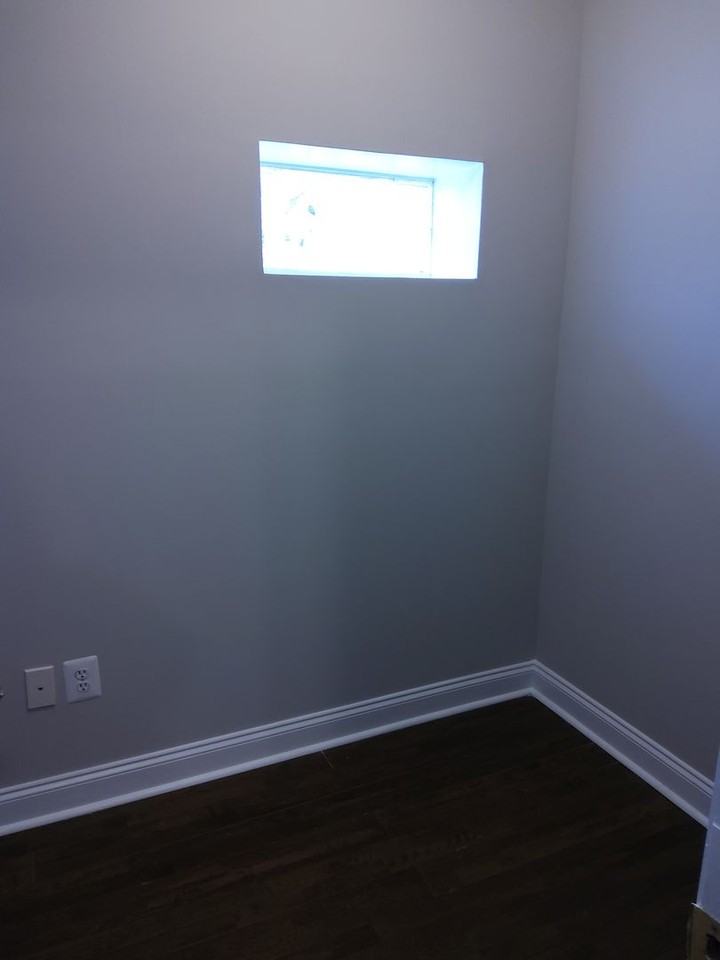 1011 W Cross St - Photo 7 of 27