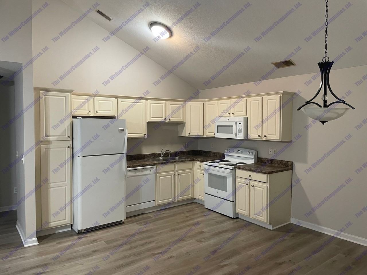 1364 Mariner Way - Photo 4 of 20