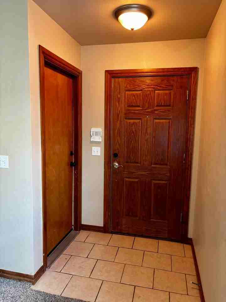 11004 Sw 5th St - Photo 3 of 29