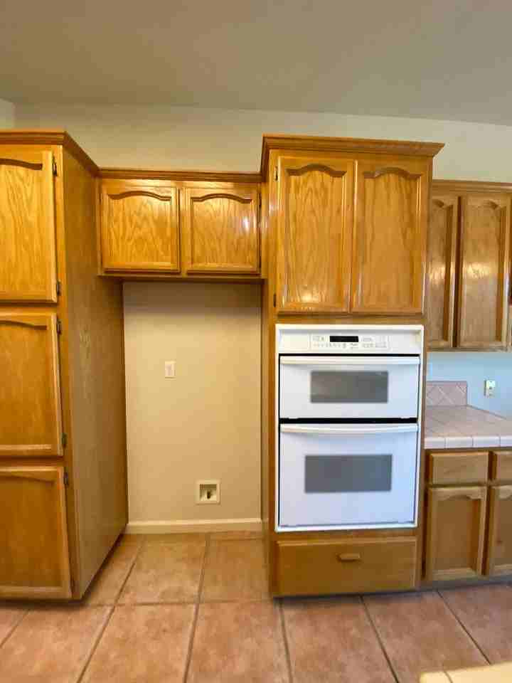 1005 Halidon Way - Photo 5 of 19