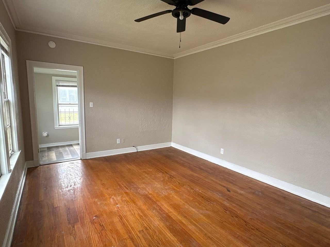 919 Barbara Dr - Photo 3 of 27