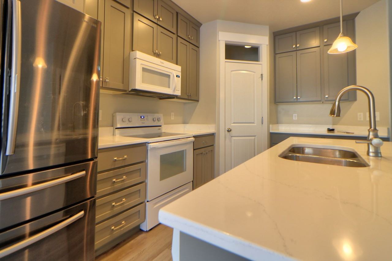 14447 S Quiet Shade Dr - Photo 4 of 20