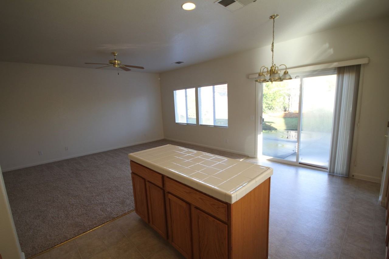 5511 Gold Poppy Way - Photo 2 of 15